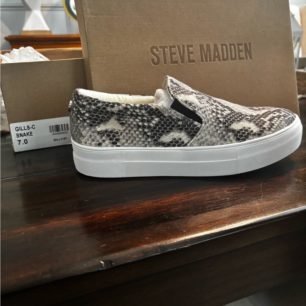 Steve Madden Snake Pattern Slip-On Shoes